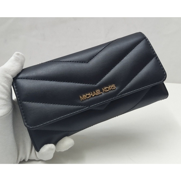 Michael Kors Jet Set Travel Black Quilted Leather Trifold Wallet - NWT $328 - Picture 1 of 16
